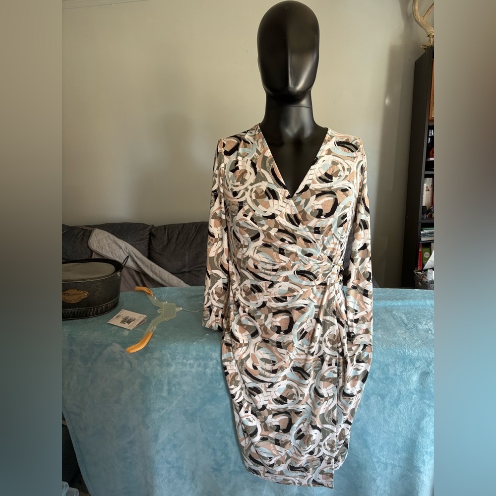Kasper Multicolor Abstract Dress